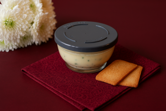 Clear Hi Heat Bowl with Grey Lid and Pudding